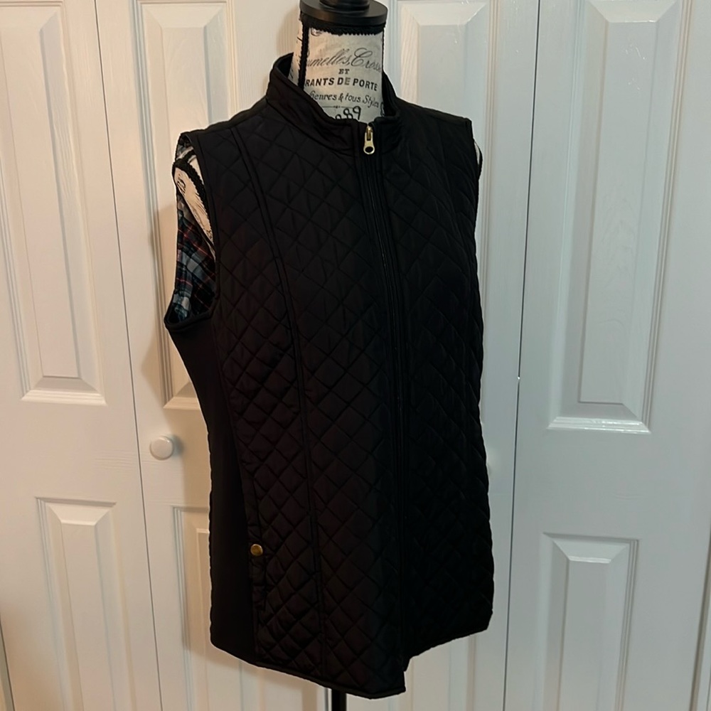 Kim Rogers Black quilted vest